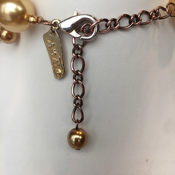 Gold beaded lightweight chocker necklace - Picture 3 of 3